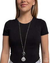 Load image into Gallery viewer, Seashell Socialite - White