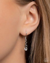 Load image into Gallery viewer, Seashell Socialite - White