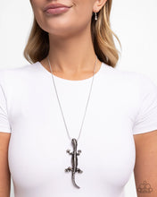 Load image into Gallery viewer, Salamander Statement - Black