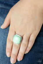Load image into Gallery viewer, POP-ularity Contest - Green 🌞 Ring