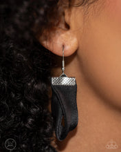 Load image into Gallery viewer, Rosette Reality - Black 🌞 Life of Party