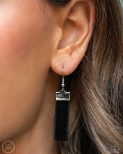 Load image into Gallery viewer, Very Viscountess - Black 🌞 Necklace