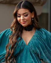 Load image into Gallery viewer, Very Viscountess - Black 🌞 Necklace