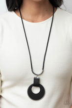 Load image into Gallery viewer, Necklace - Luxe Crush - Black