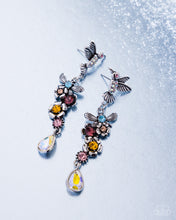 Load image into Gallery viewer, Hummingbird Hallmark - Multi
