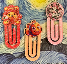 Load image into Gallery viewer, Paperclip - Acrylic
