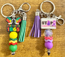 Load image into Gallery viewer, KeyChain - Bead - Reg

