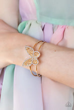 Load image into Gallery viewer, Butterfly Bella - Gold 🌞 Bracelet
