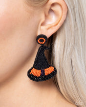 Load image into Gallery viewer, Witch Hunt - Black 🌞 Post Earrings
