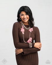 Load image into Gallery viewer, GLIMPSES OF MALIBU FASHION FIX DECEMBER 2025 COMPLETE TREND BLEND
