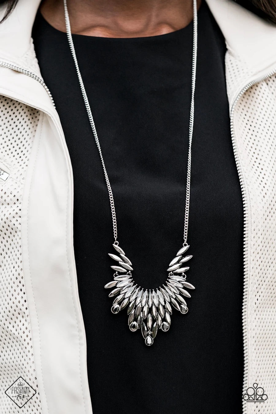 Necklace -  Leave it to LUXE - Silver