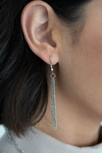 Load image into Gallery viewer, Necklace - So Mod - Silver
