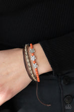 Load image into Gallery viewer, Bracelet - Raffia Remix - Orange
