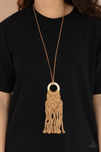 Load image into Gallery viewer, Necklace - Crafty Couture - Brown
