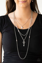 Load image into Gallery viewer, Necklace - Key Keynote - Pink
