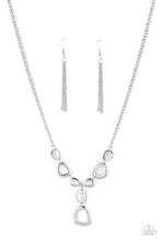 Load image into Gallery viewer, Necklace - So Mod - Silver
