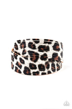 Load image into Gallery viewer, Bracelet - Hey GRRirl - White
